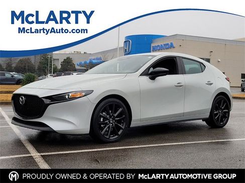 Used 2024 MAZDA MAZDA3 s image 1