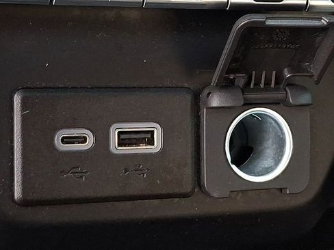 Used 2023 GMC Sierra 2500 AT4 w/ AT4 Preferred Package image 26