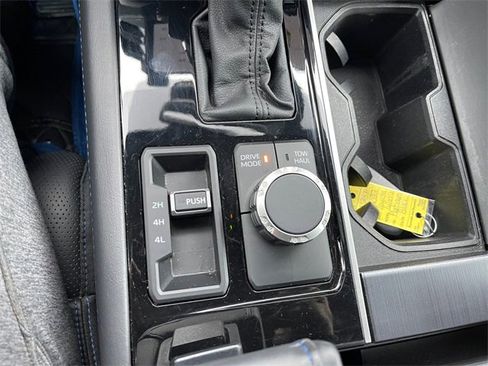 Used 2022 Toyota Tundra Platinum image 19