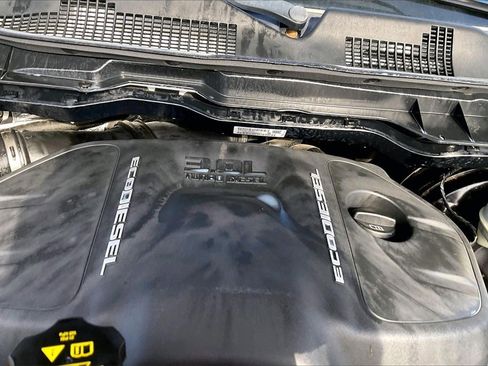 Used 2015 RAM 1500 Tradesman image 30