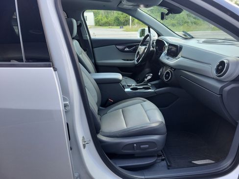 Certified 2019 Chevrolet Blazer LT w/ Sun and Wheels Package image 17