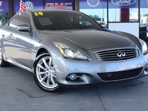Used 2014 INFINITI Q60 Journey w/ Premium Package RWD image 2