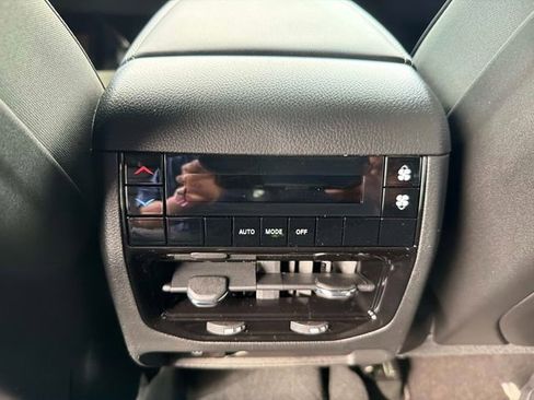 New 2026 Jeep Grand Cherokee L 4WD image 16