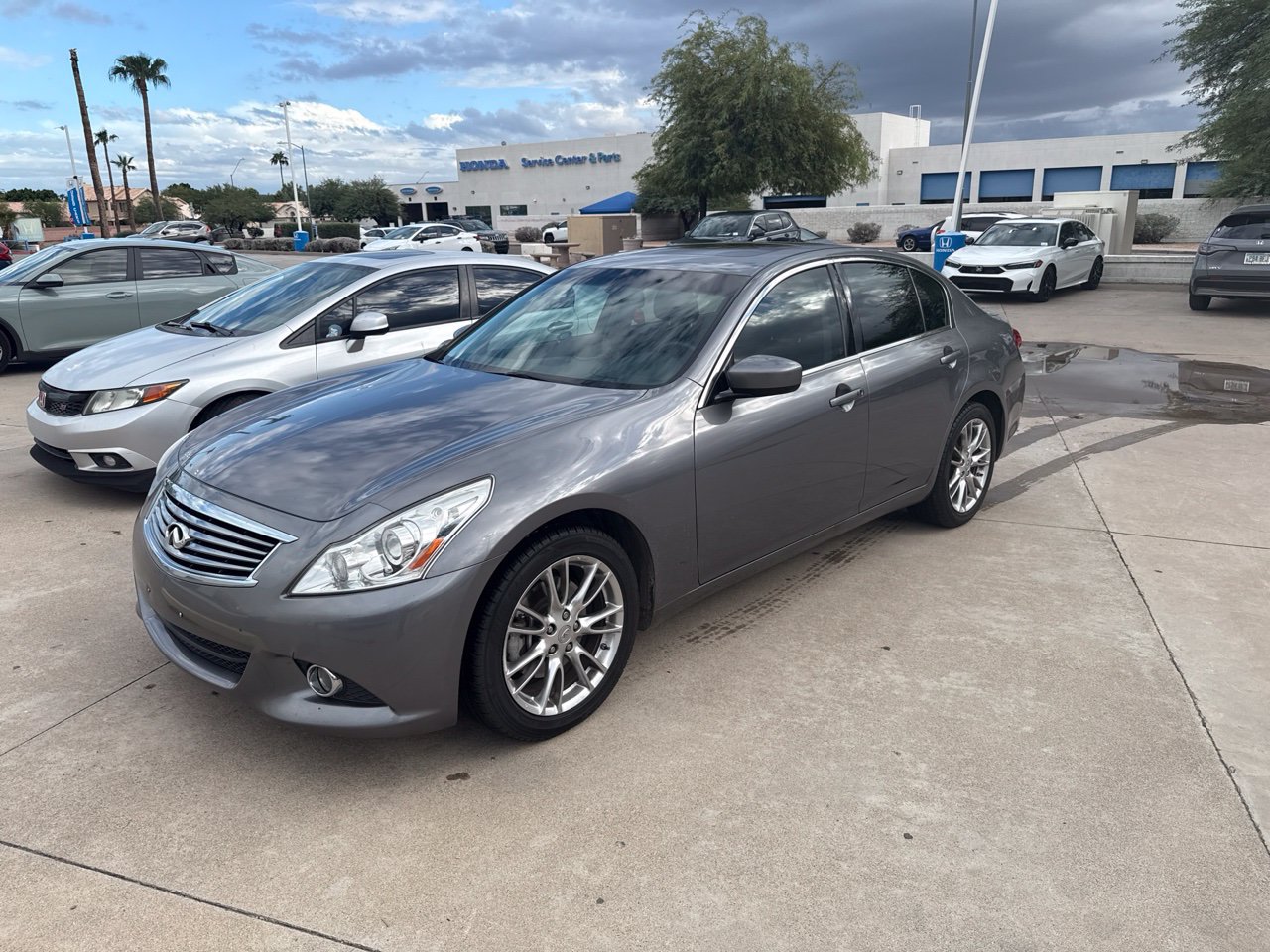 Used 2013 INFINITI G37 x Sedan w/ Premium Pkg AWD/4WD image 10