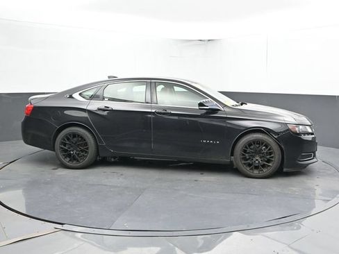 Used 2015 Chevrolet Impala LT FWD image 4