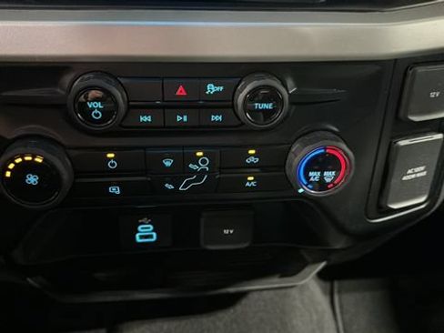 Used 2025 Ford F250 XLT AWD/4WD image 17