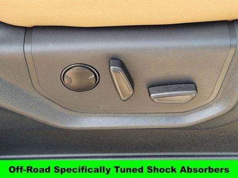 Used 2022 Ford F250 Lariat w/ Lariat Ultimate Package image 28
