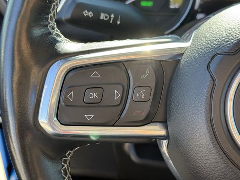 Used 2023 Jeep Wrangler Sahara w/ Cold Weather Group image 16