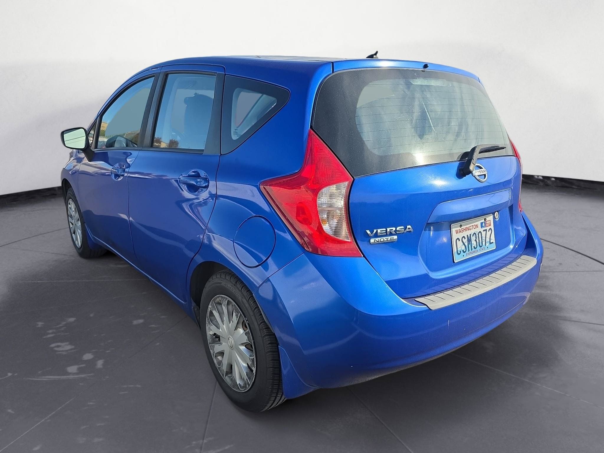 Used 2016 Nissan Versa Note S FWD image 4