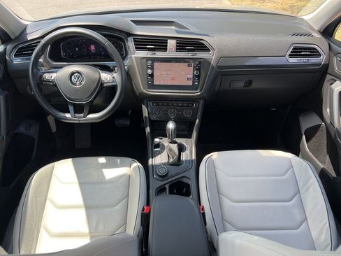 Used 2019 Volkswagen Tiguan SEL Premium AWD/4WD image 25