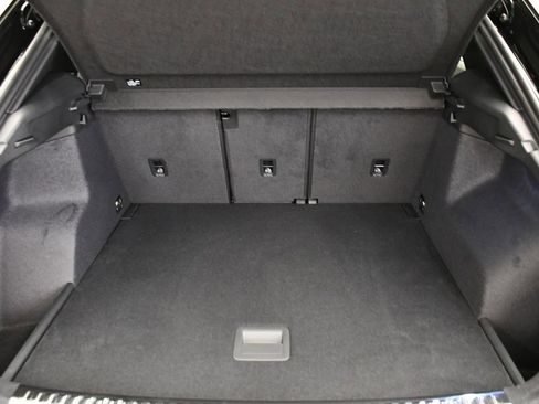 Used 2025 Audi Q3 2.0T Premium w/ Convenience Package image 54