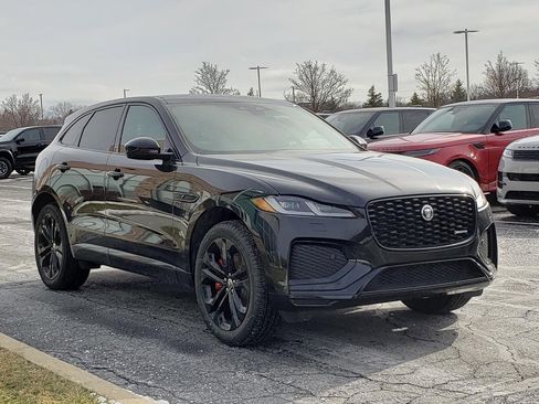 New 2025 Jaguar F-PACE R-Dynamic S image 3