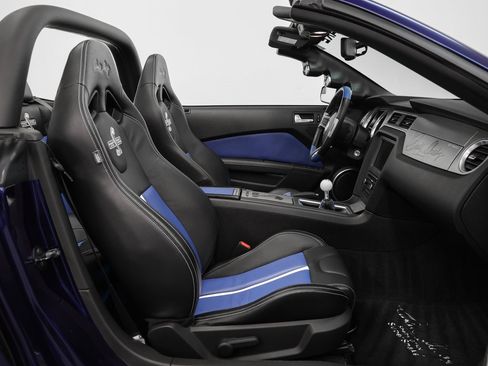 Used 2012 Ford Mustang Shelby GT500 w/ Electronics Pkg image 31