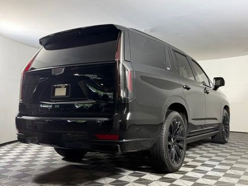 Used 2024 Cadillac Escalade Sport w/ LPO, ONYX Package AWD/4WD image 6