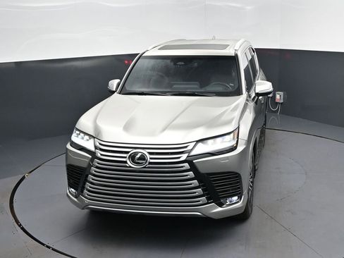 New 2026 Lexus LX 600 4WD w/ Luxury Package image 37