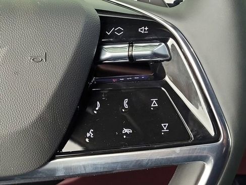 New 2026 Cadillac Escalade ESV Sport image 25