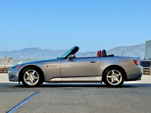 Used 2000 Honda S2000 image 7