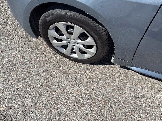 Used 2025 Toyota Corolla LE FWD image 63