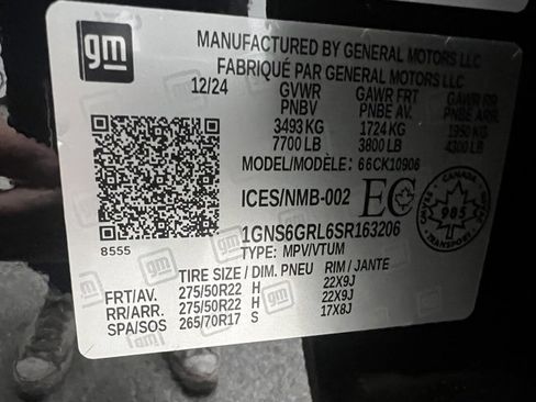 Used 2025 Chevrolet Suburban High Country image 65