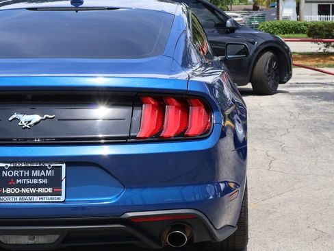 Used 2022 Ford Mustang Coupe RWD image 14