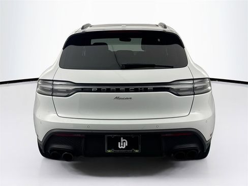 Used 2024 Porsche Macan image 6