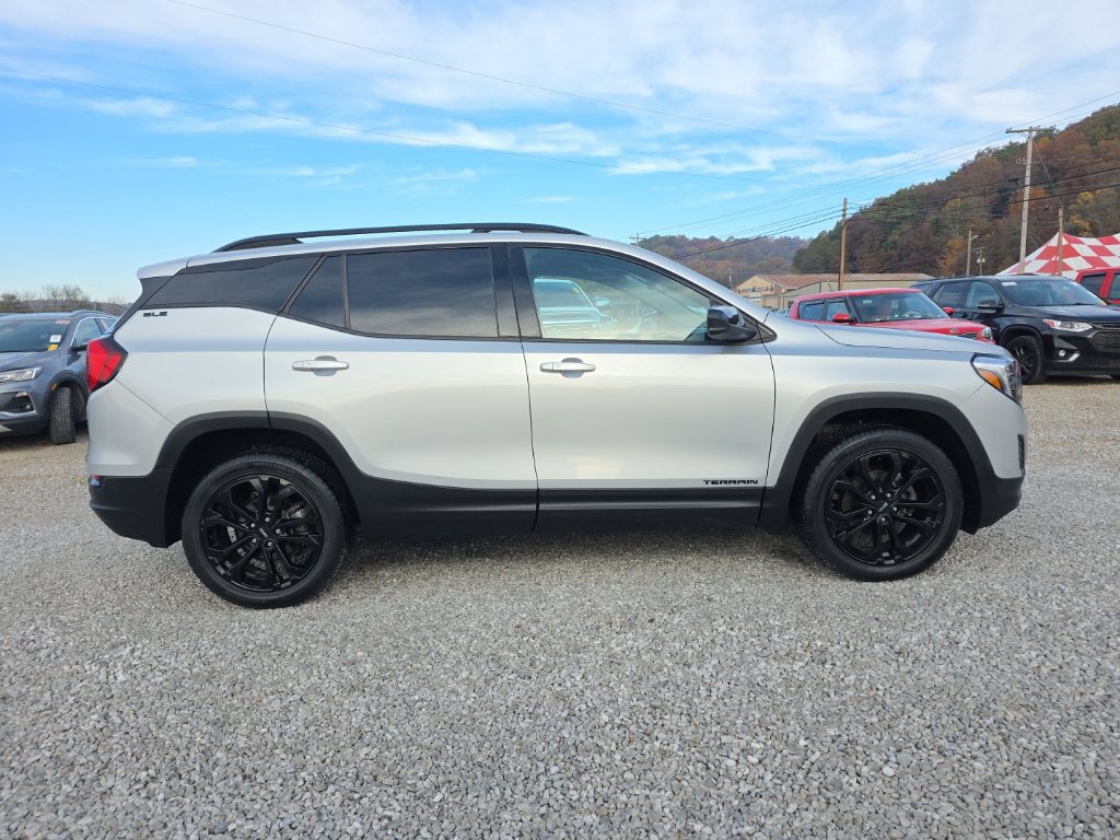 Used 2021 GMC Terrain SLE w/ Elevation Edition AWD/4WD image 4