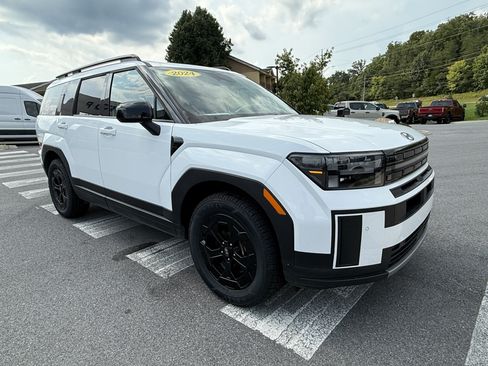 Used 2024 Hyundai Santa Fe XRT AWD/4WD image 3