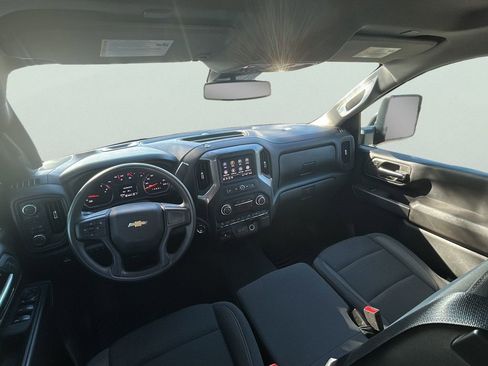 Certified 2025 Chevrolet Silverado 2500 Custom w/ Custom Value Package image 24