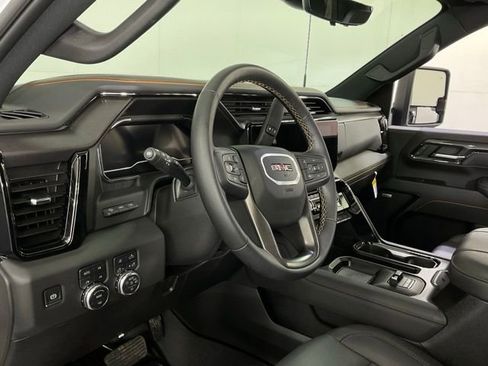 Used 2025 GMC Sierra 3500 AT4 w/ AT4 Premium Plus Package image 20