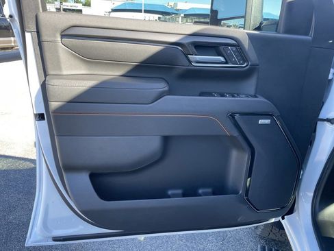 New 2026 GMC Sierra 2500 AT4 w/ AT4 Premium Plus Package image 10