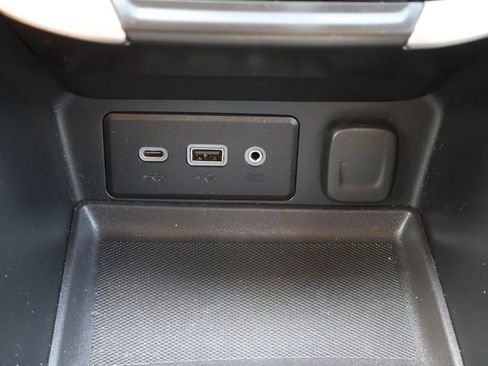 Used 2023 GMC Terrain SLE w/ Driver Convenience Package AWD/4WD image 28