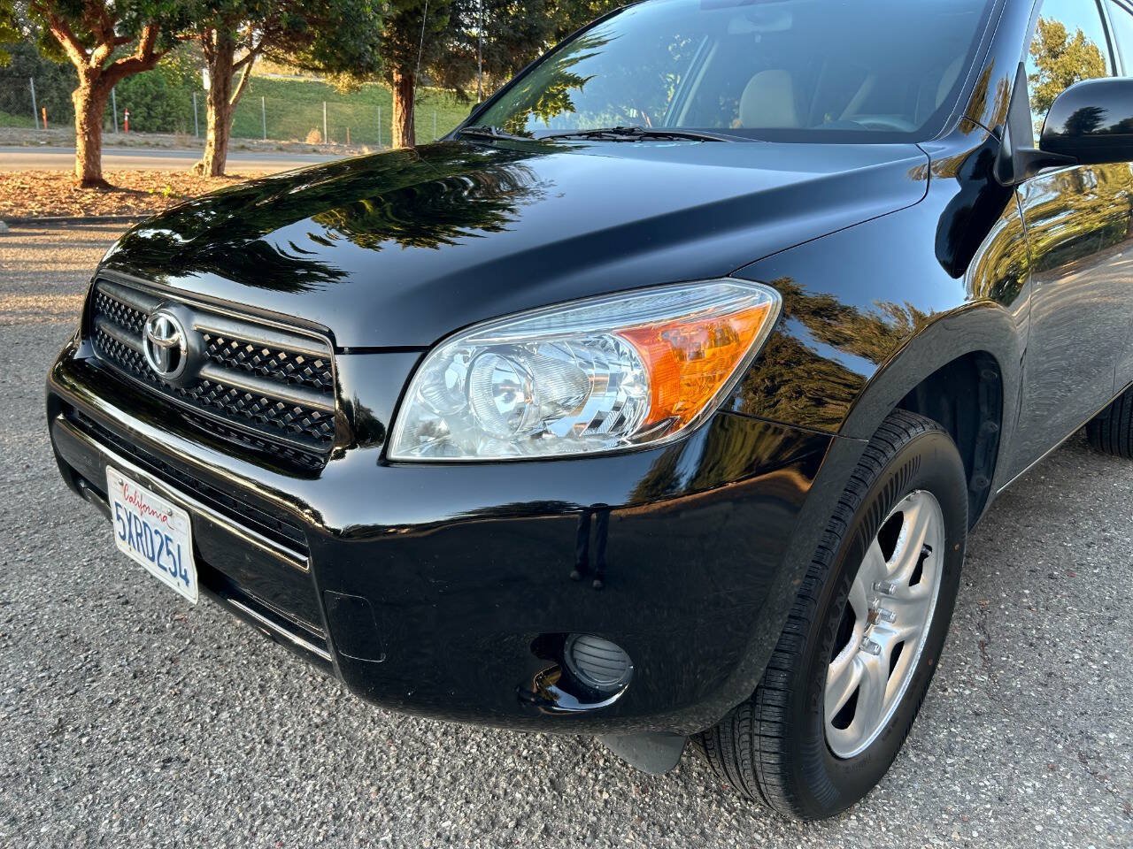 Used 2007 Toyota RAV4 2WD image 5
