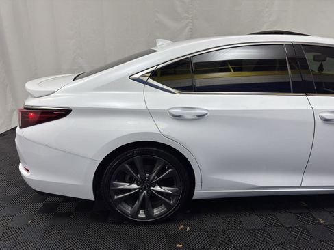 Used 2019 Lexus ES 350 F Sport w/ Accessory Package image 11