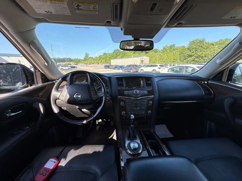 Used 2020 Nissan Armada SL w/ Premium Package AWD/4WD image 12