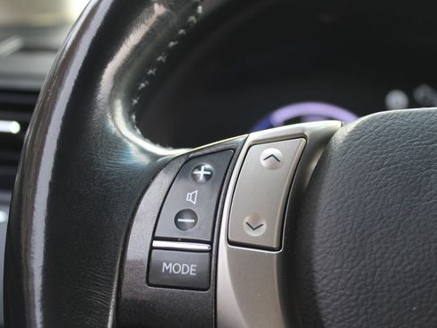 Used 2014 Lexus RX 450h AWD image 24