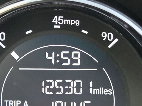 Used 2019 Honda HR-V Sport image 9