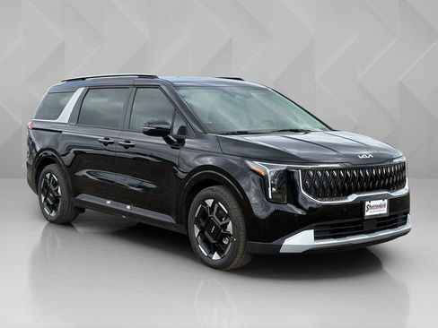 New 2026 Kia Carnival EX FWD image 3