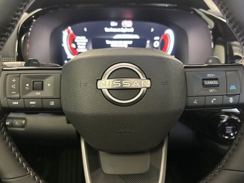 New 2026 Nissan Pathfinder Platinum AWD/4WD image 24