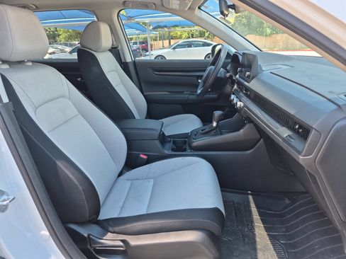 Certified 2024 Honda CR-V EX image 27