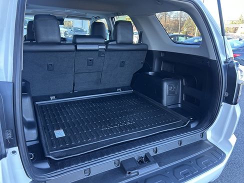 Certified 2023 Toyota 4Runner 40th Anniversary SE image 11