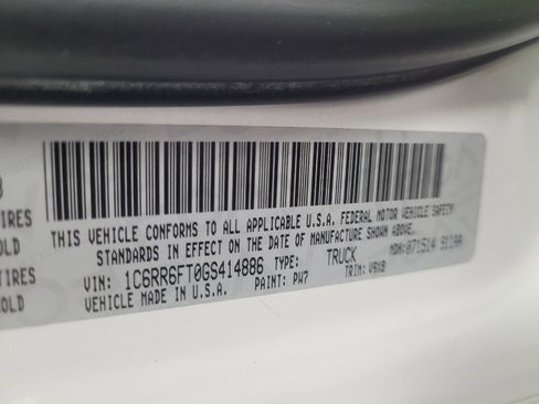 Used 2016 RAM 1500 Express RWD image 33