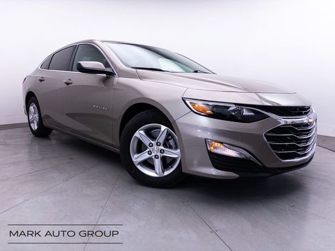 Used 2024 Chevrolet Malibu LS FWD image 1
