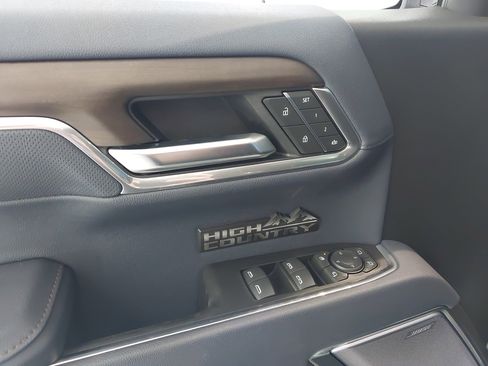 Used 2025 Chevrolet Silverado 1500 High Country w/ High Country Premium Package image 26