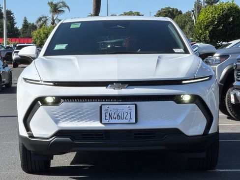 Used 2026 Chevrolet Equinox EV LT w/ Comfort Package AWD/4WD image 10