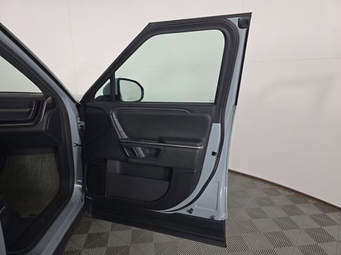 Used 2024 Rivian R1T Adventure AWD/4WD image 18