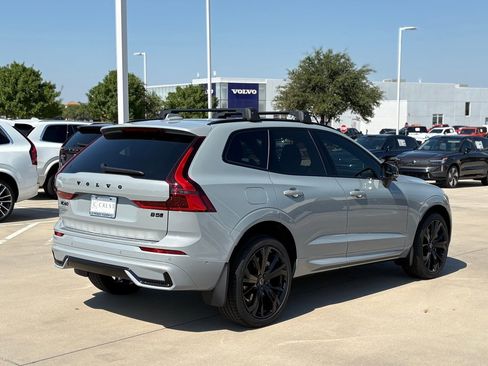 New 2026 Volvo XC60 B5 Ultra w/ Protection Package Premier image 7
