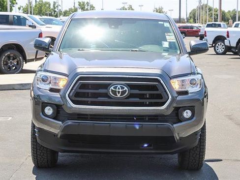 Used 2022 Toyota Tacoma SR5 image 6
