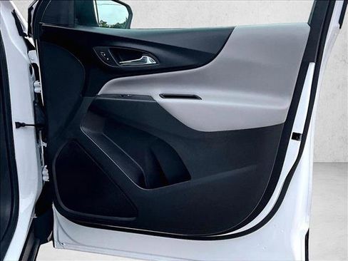 Certified 2024 Chevrolet Equinox LS image 15