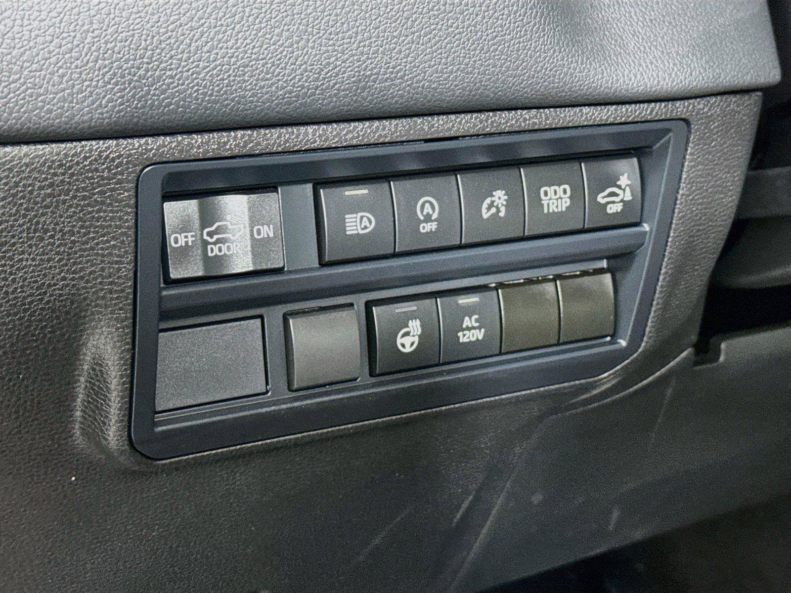 Used 2024 Toyota Tundra Limited AWD/4WD image 16