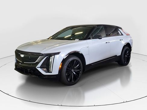New 2026 Cadillac Lyriq Sport w/ LPO, ONYX Package AWD/4WD image 1
